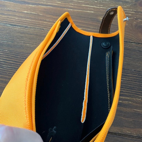 Veuve Clicquot Orange Champagne Insulated Tote Bag Ice Jacket Bottle Carrier - Picture 7 of 8